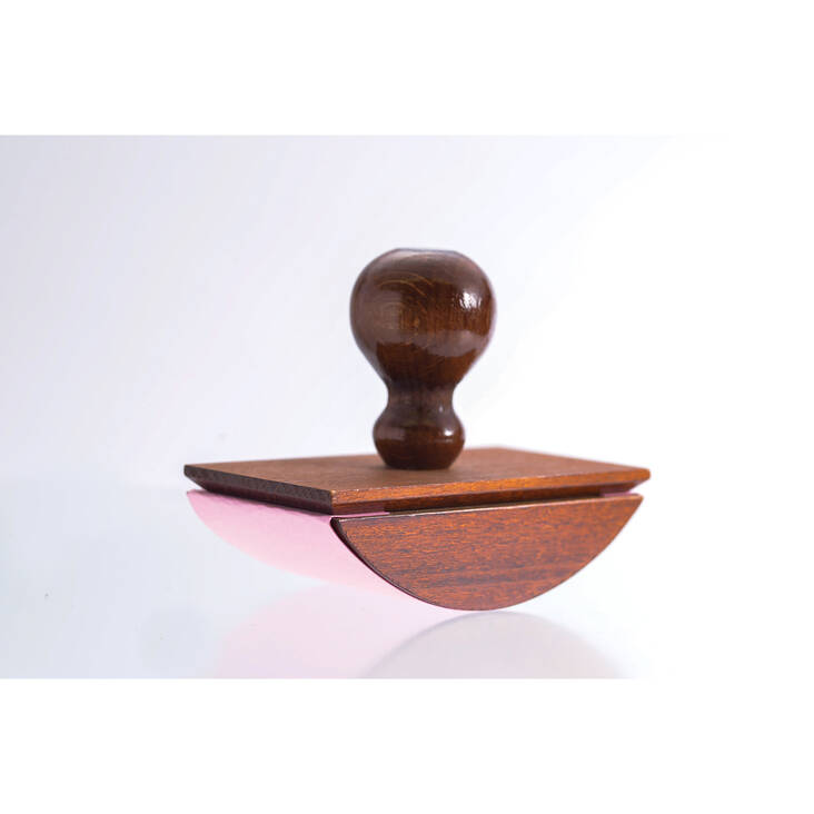 MUSTEKUIVAIN, PUUTA - Muste - 018107200 - 1